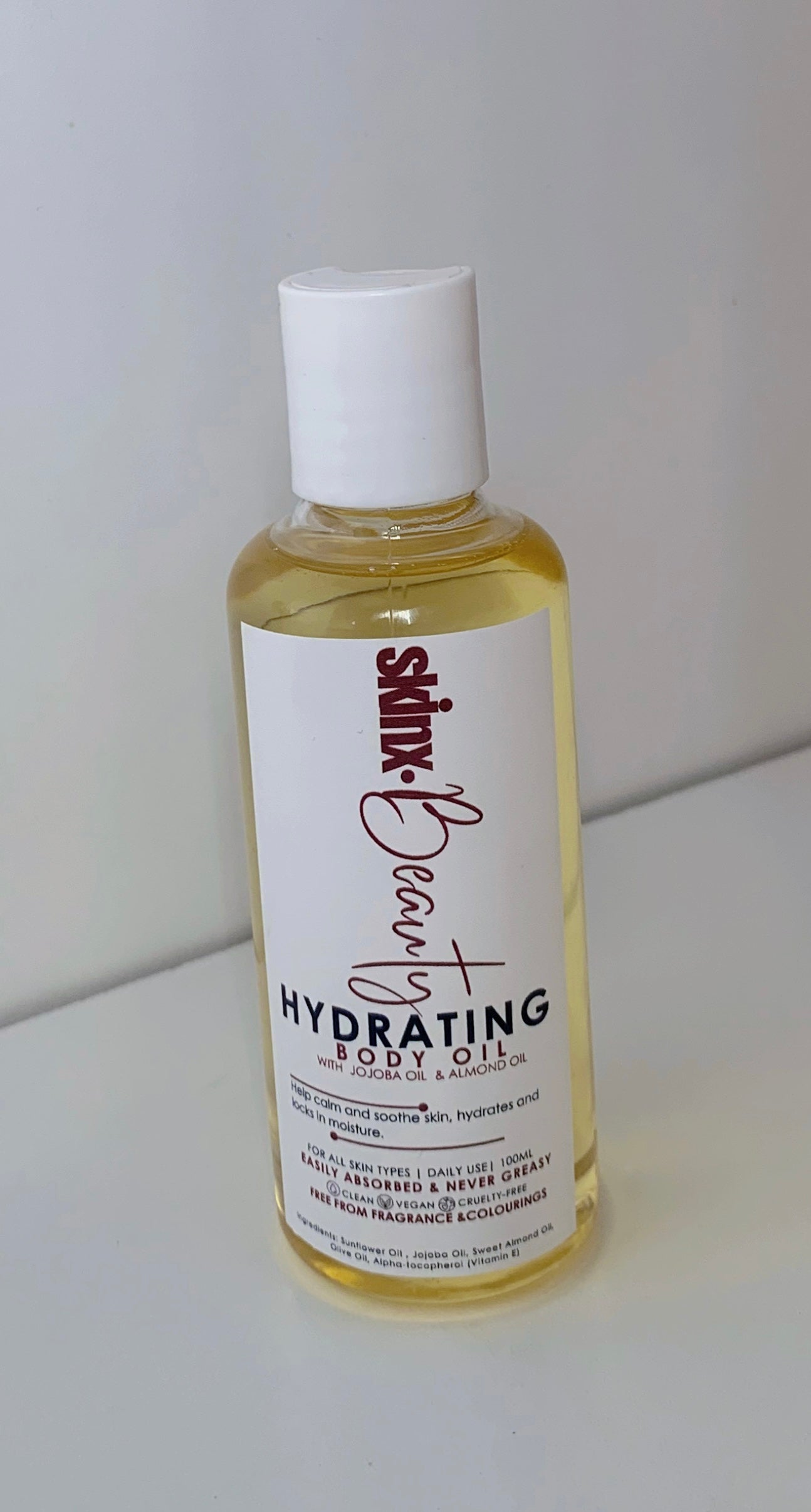 Hydrating Body Oi With Jojoba Oil & Almond Oil