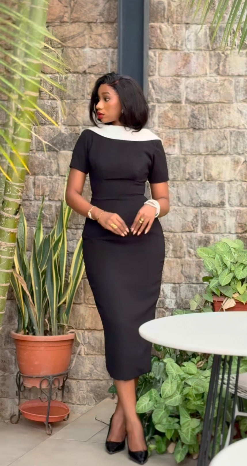 Ana 2 toned collar midi dress
