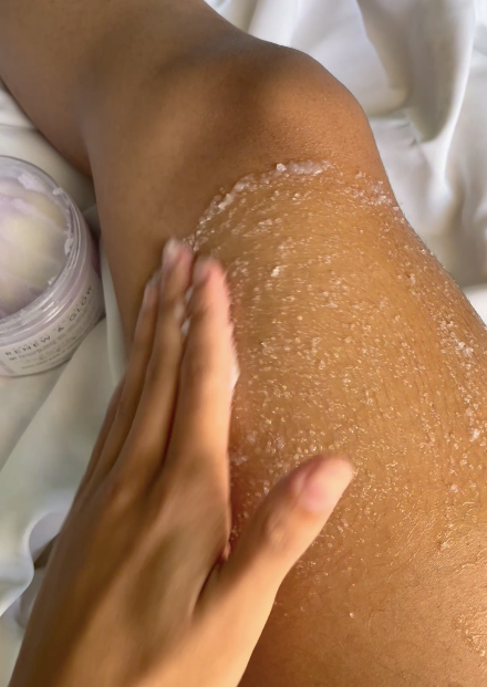Renew & Glow Body Scrub