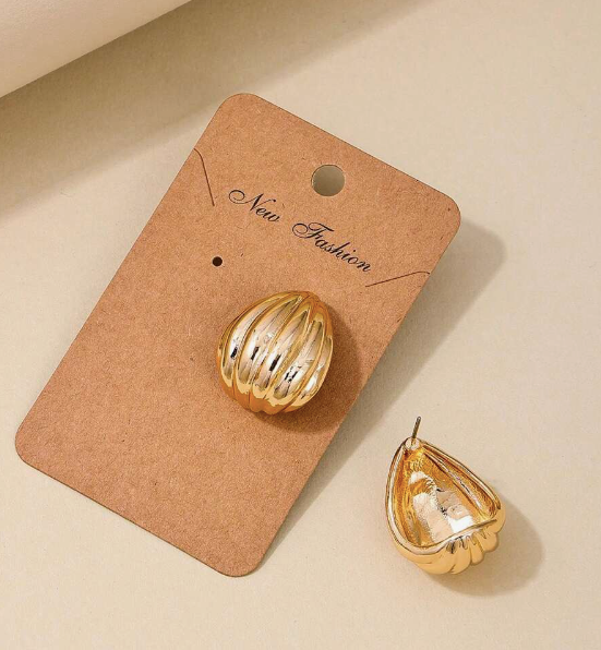 Shell Shape Stud Earrings Gold | Upto 6 months Tarnish-Free